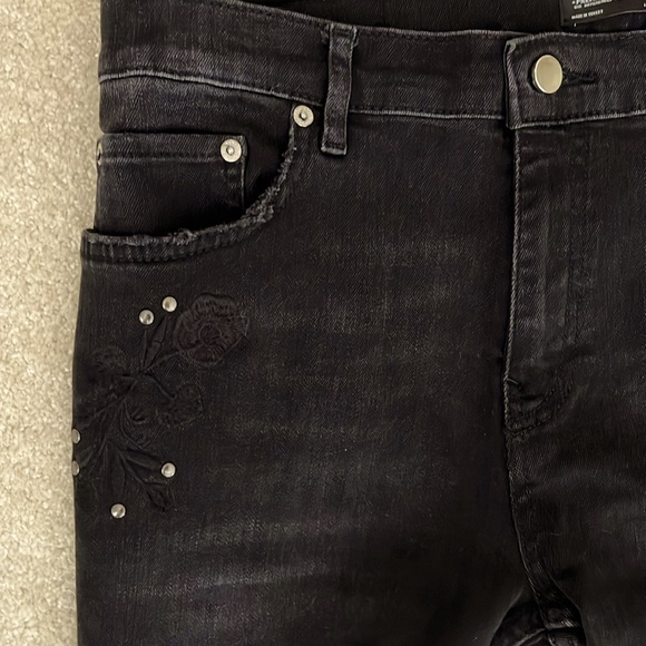 Zara Premium Denim Collection Jeans Embroidered black on black with stud details - Picture 3 of 11